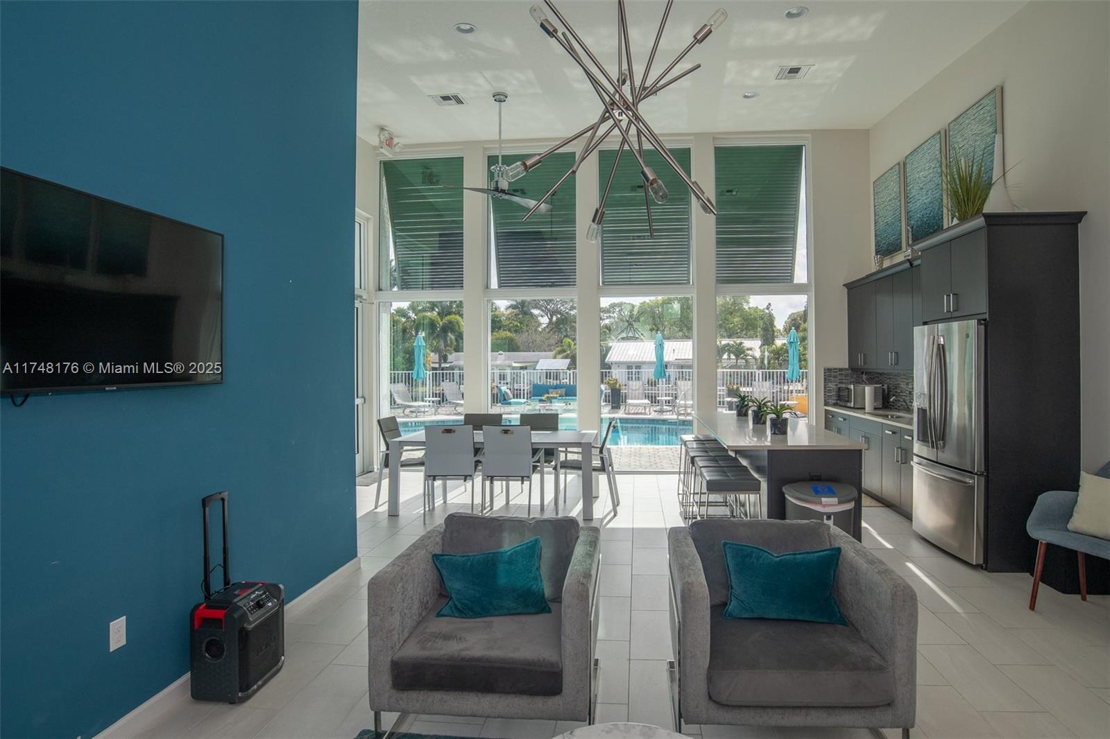 POINTE @ MIDDLE RIVER - Residential