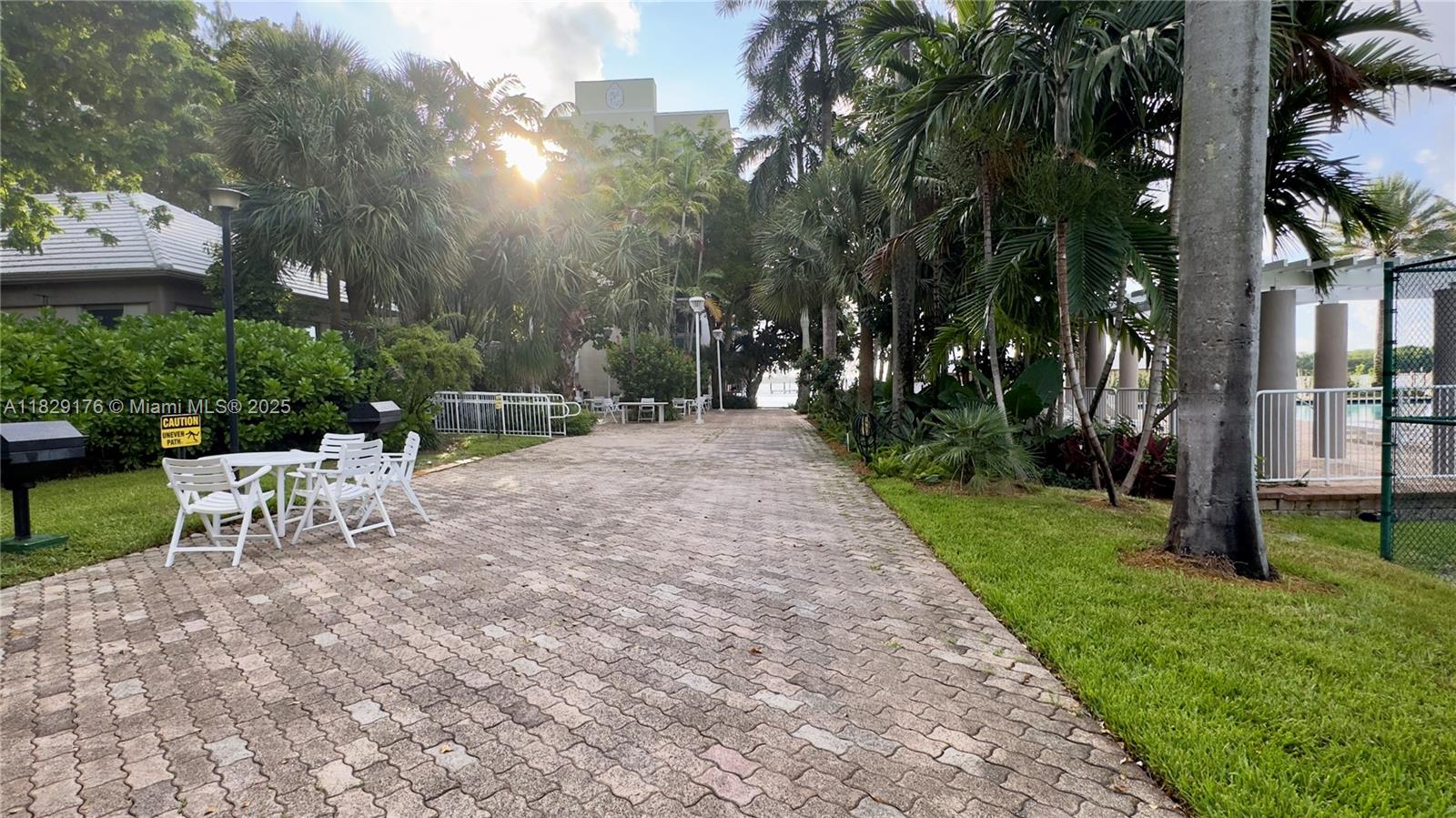 PALM BAY CONDOMINIUM - Residential