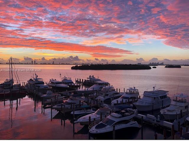 PALM BAY CONDOMINIUM - Residential