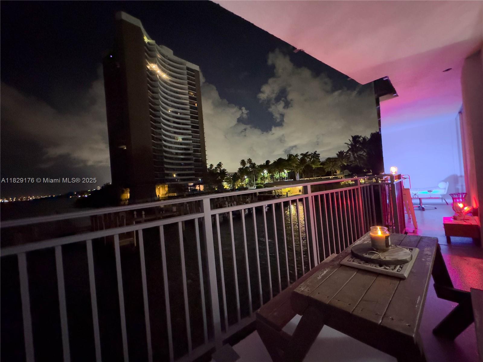 PALM BAY CONDOMINIUM - Residential