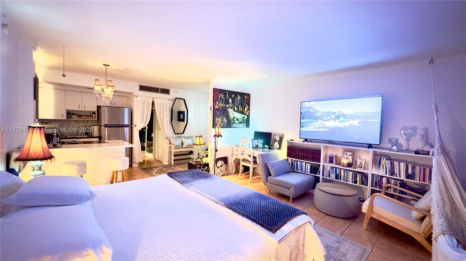 PALM BAY CONDOMINIUM - Residential