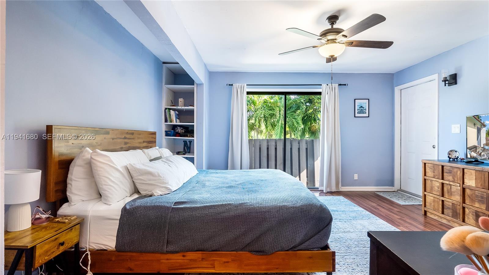 COUNTRY SQUIRE TOWNHOMES - Residential