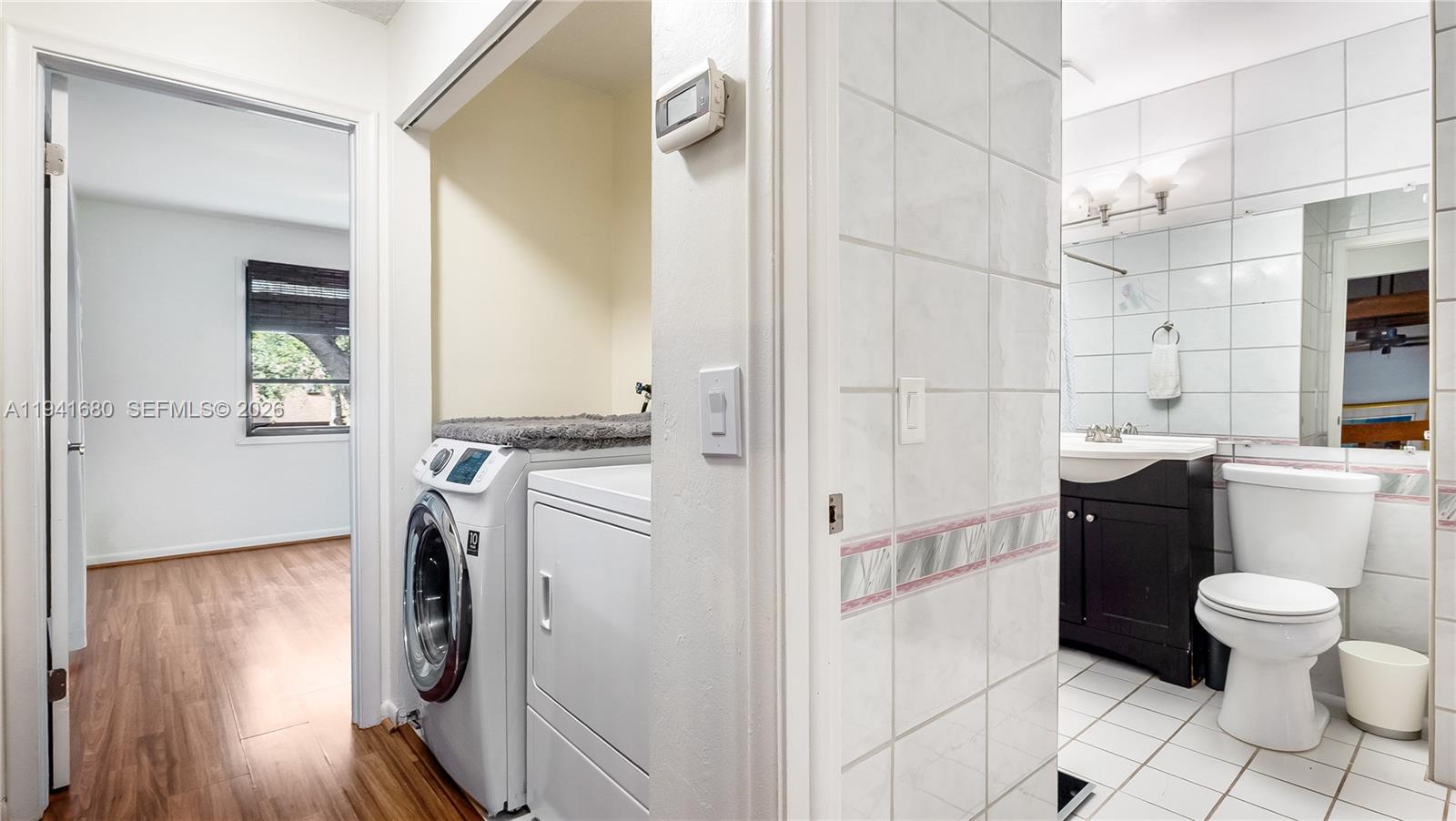 COUNTRY SQUIRE TOWNHOMES - Residential