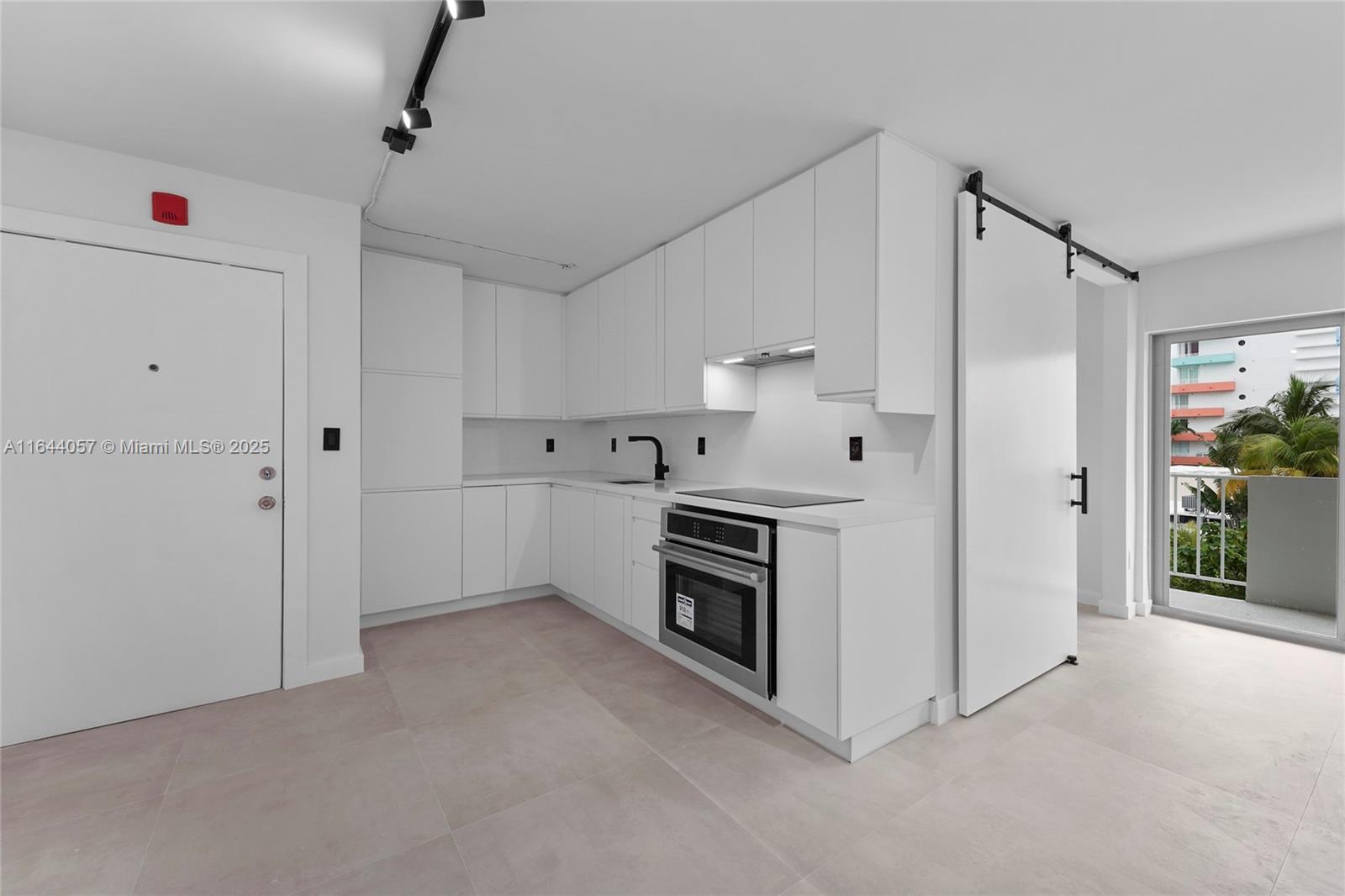 TERRACE VIEW TOWERS CONDO - Residential