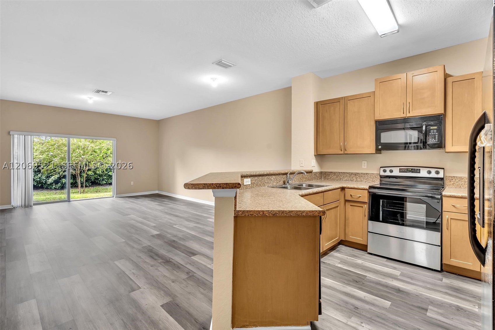 3530 NW 29th Ct