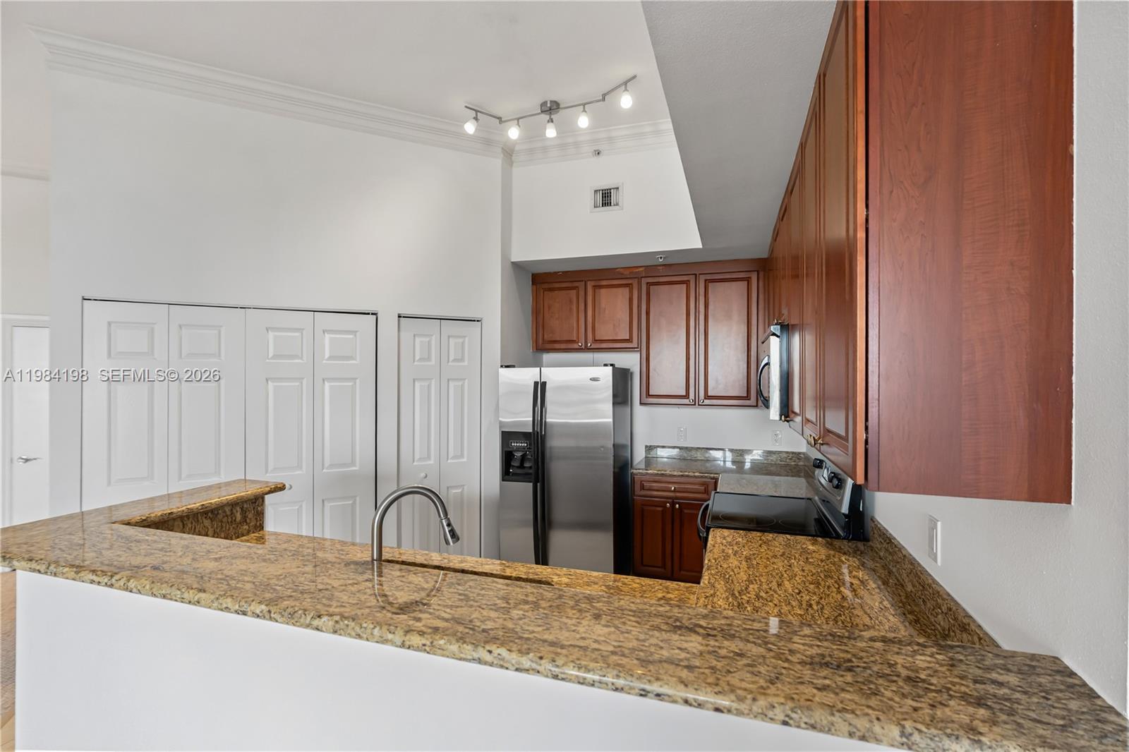 ALAQUA - Residential Lease