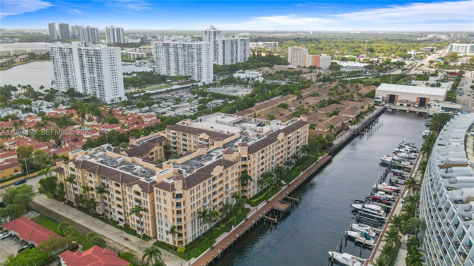 ALAQUA - Residential Lease