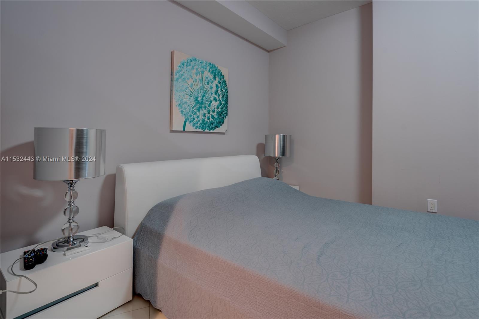 EDEN HOUSE CONDO - Residential