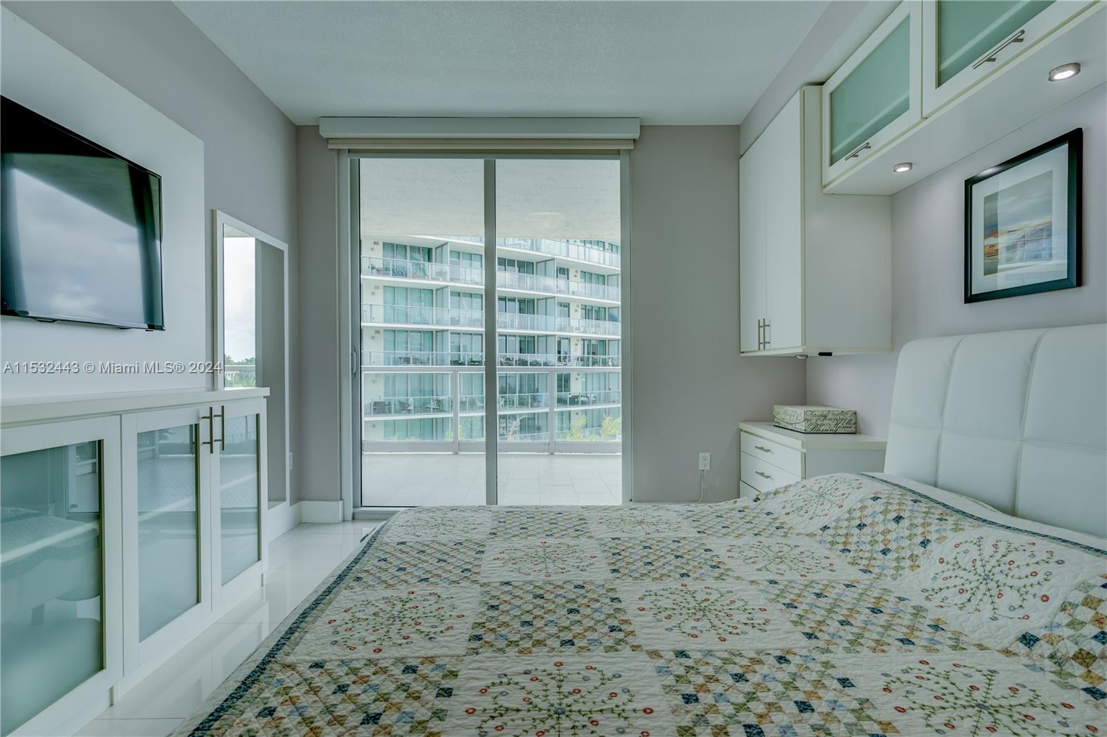EDEN HOUSE CONDO - Residential