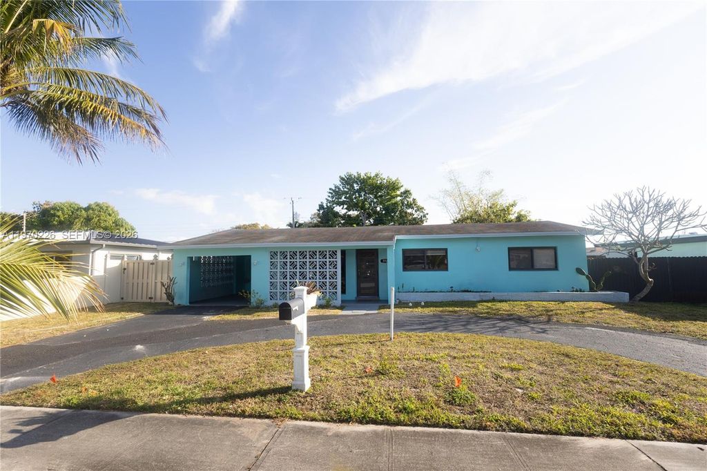 Photo of 772 Pennsylvania Ave #772, Fort Lauderdale, FL 33312 (MLS # A11970226)