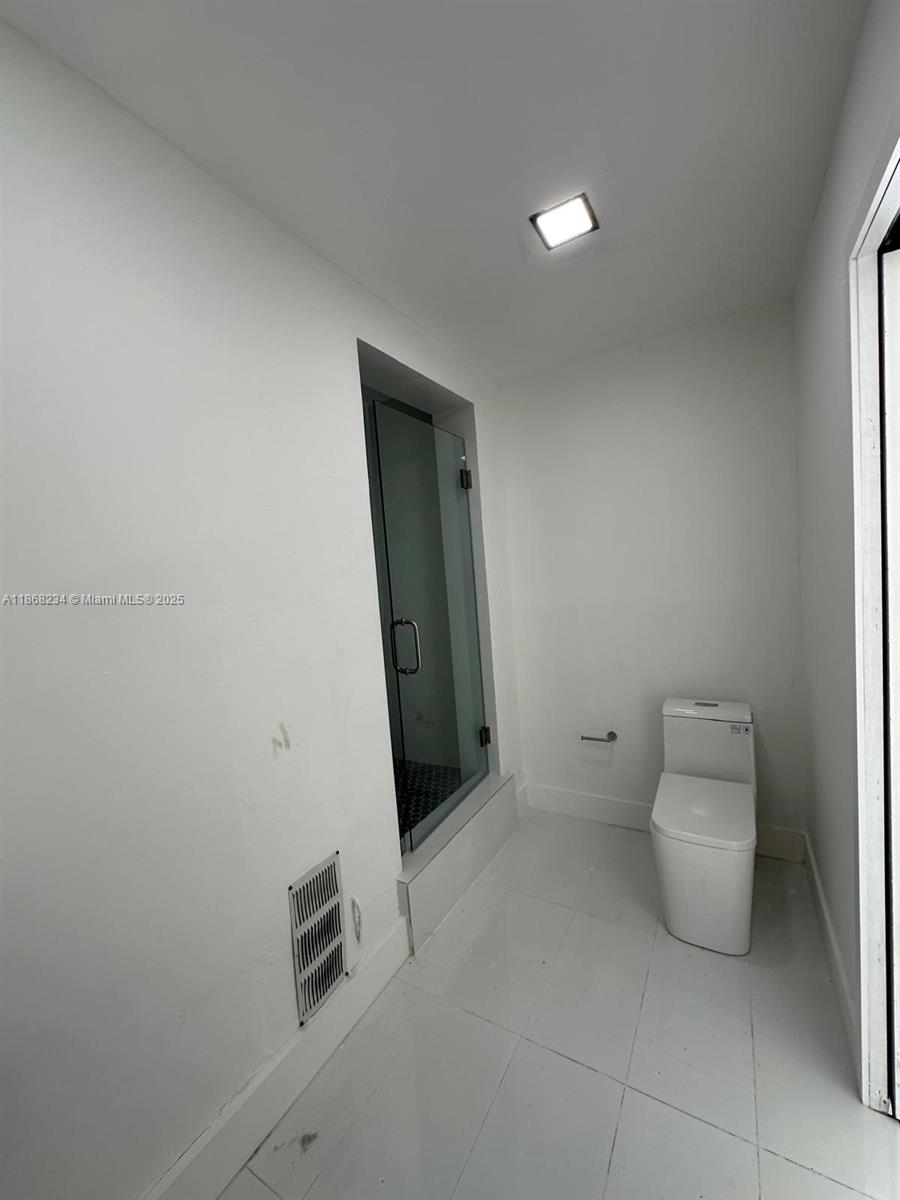 CRAVERO CLOVERLEAF ESTATE - Residential