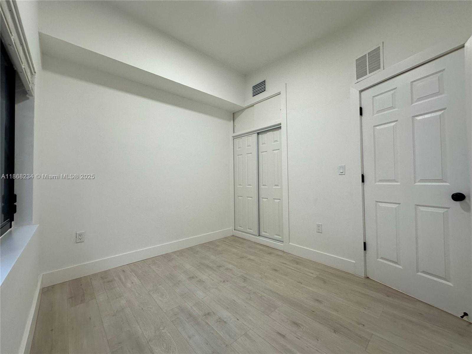 CRAVERO CLOVERLEAF ESTATE - Residential