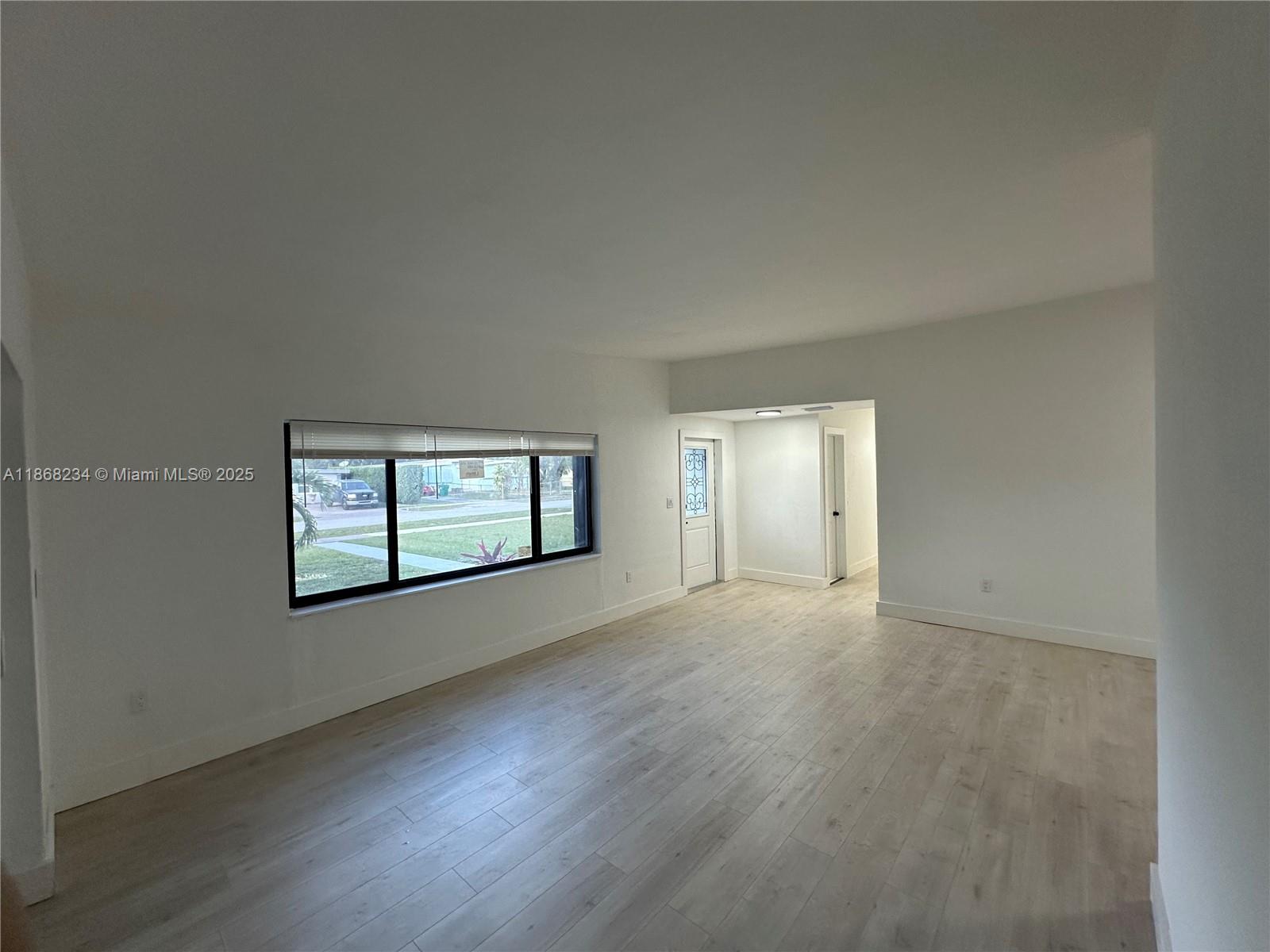 CRAVERO CLOVERLEAF ESTATE - Residential