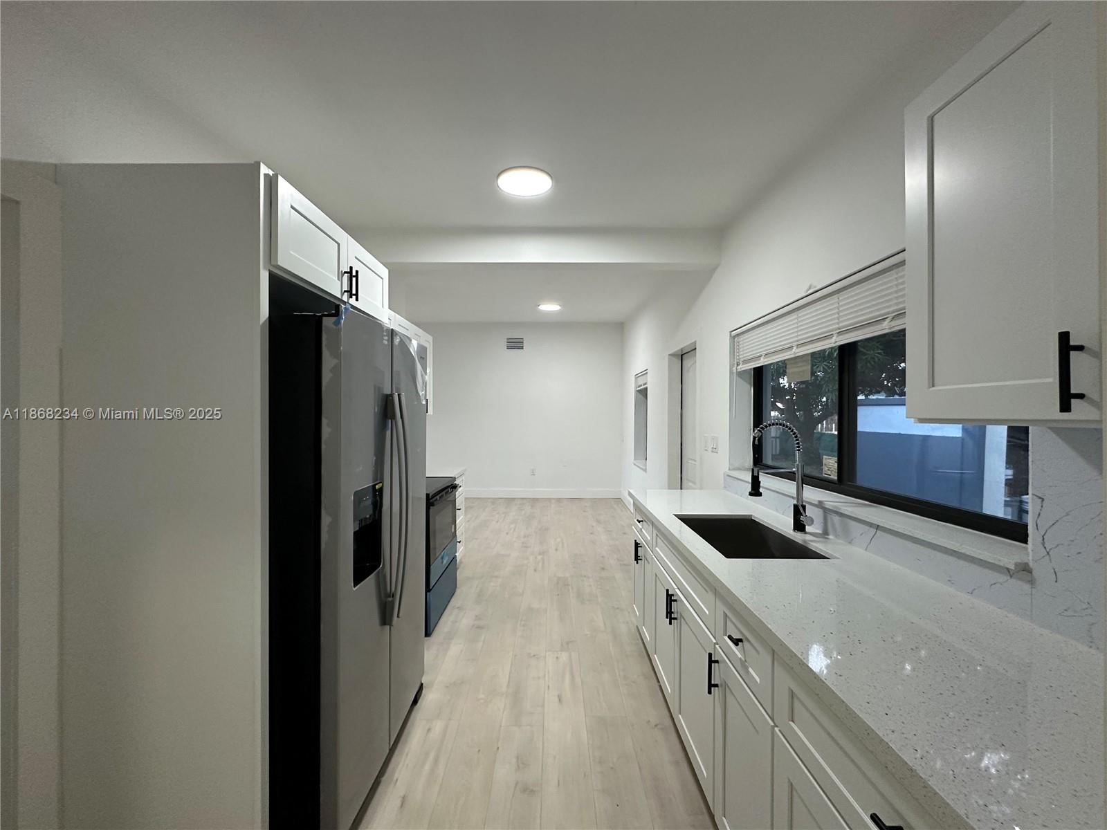 CRAVERO CLOVERLEAF ESTATE - Residential