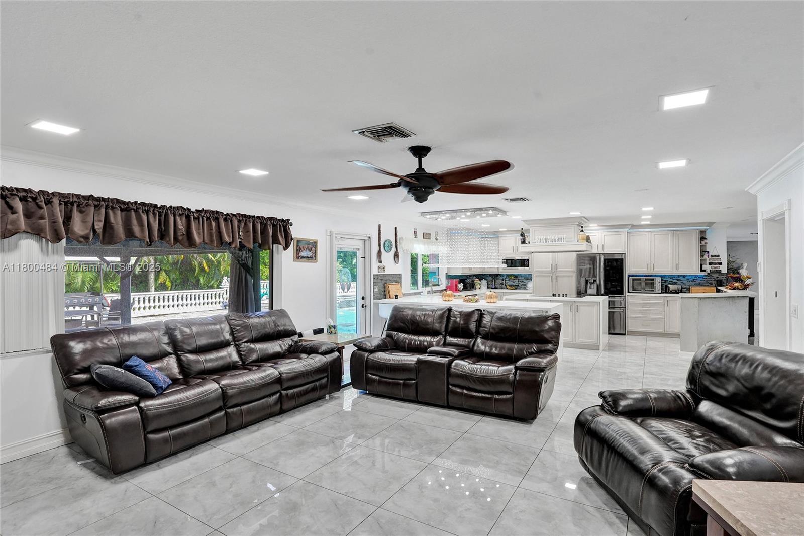 FLA FRUIT LANDS CO SUB NO - Residential