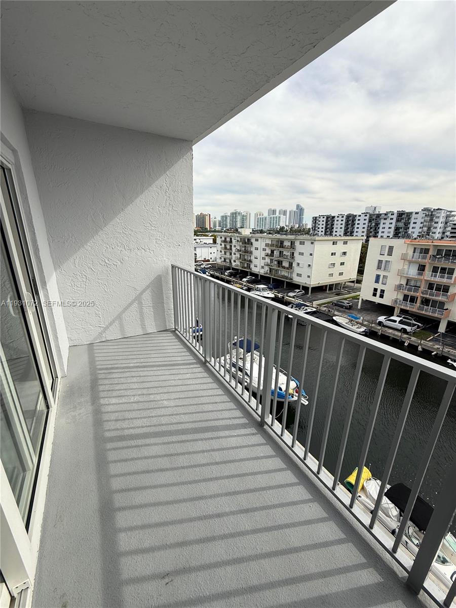 EASTERN SHORES 2ND ADDN - Residential Lease