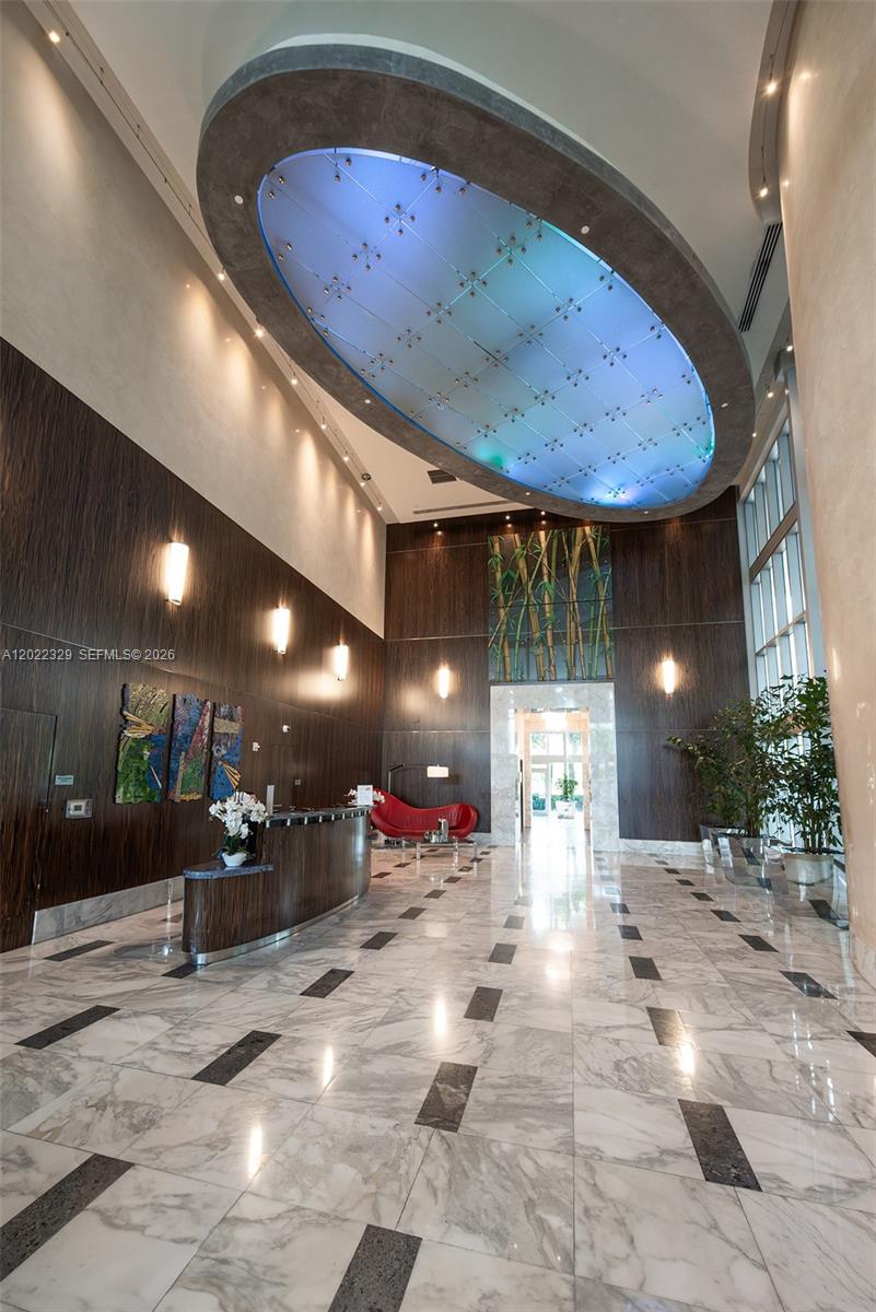 LATITUDE ON THE RIVER CON - Residential