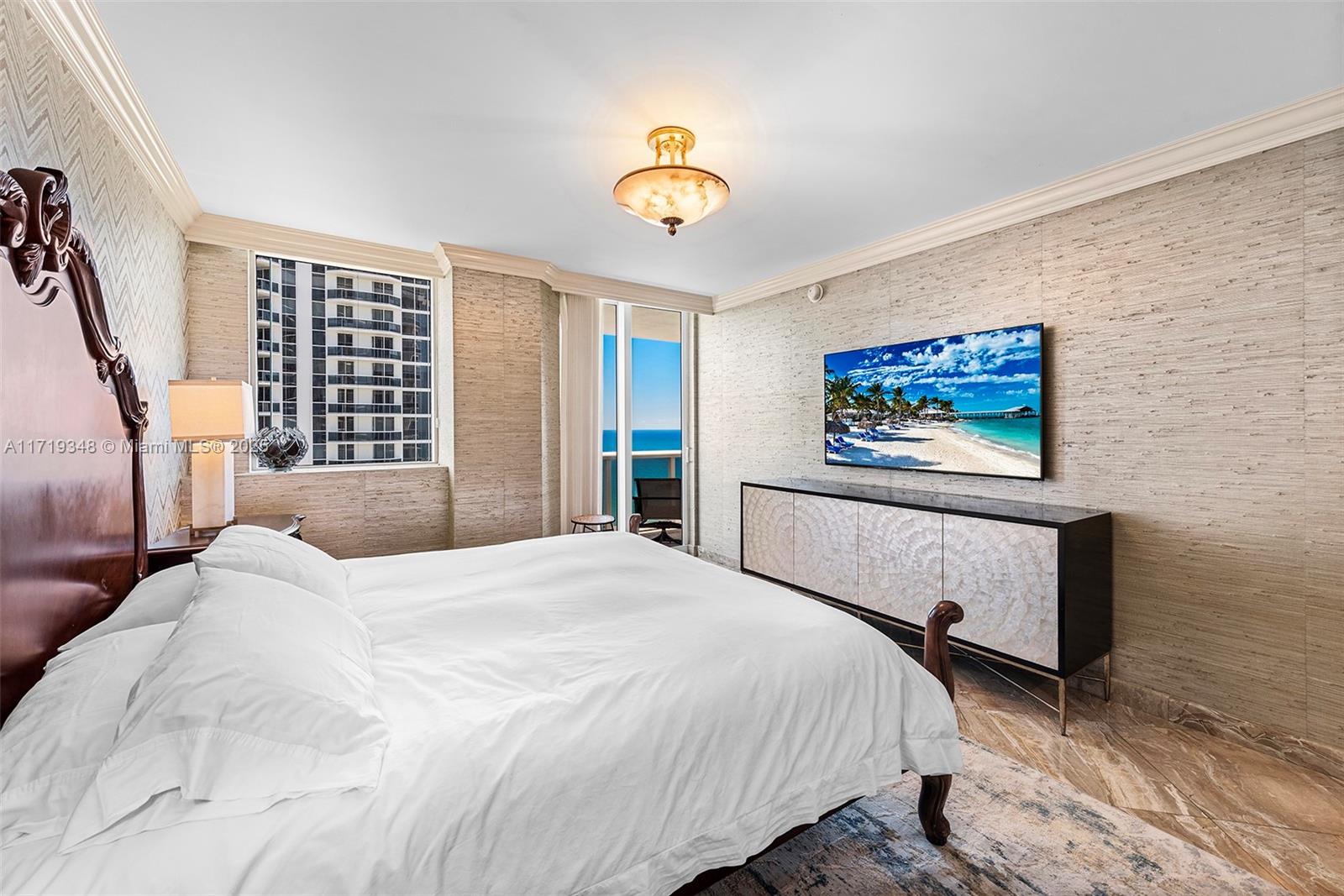 GREEN DIAMOND CONDO - Residential