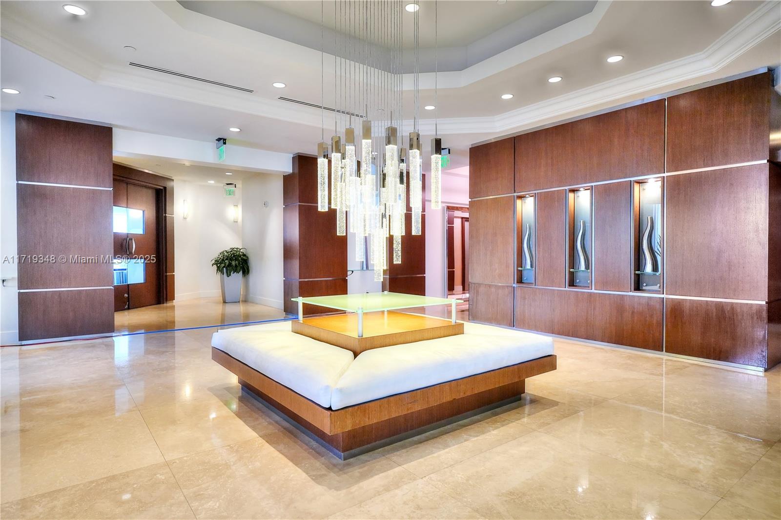 GREEN DIAMOND CONDO - Residential