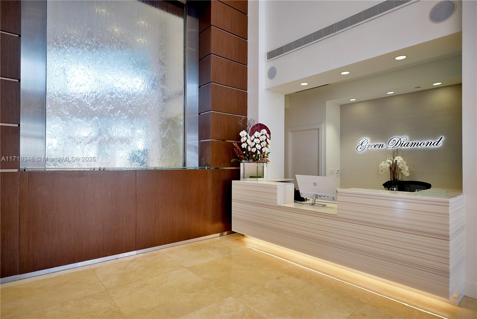 GREEN DIAMOND CONDO - Residential