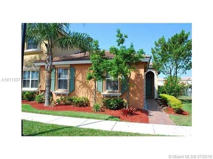 Gorgeous one story corner 3/2 townhome  with lake view from livingroom and master bedroom. Property is located in a gated community with huge pool, gym, spa, and loads of bike paths.