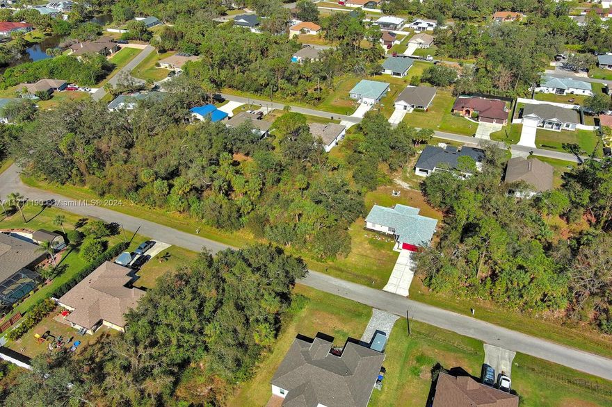 Exclusively listed by Sunland Real Estate. Build your dream home on this 0.23-acre high & dry lot in North Port, FL (between West Price Blvd and Hwy 41). Located in a well-developed area with easy access to shopping, I-75, major roadways, and the Gulf Coast beaches. North Port offers a family-friendly atmosphere with nearby attractions like Warm Mineral Springs. This centrally located property presents a fantastic opportunity, with the option to purchase the adjacent lot separately or as a package deal.