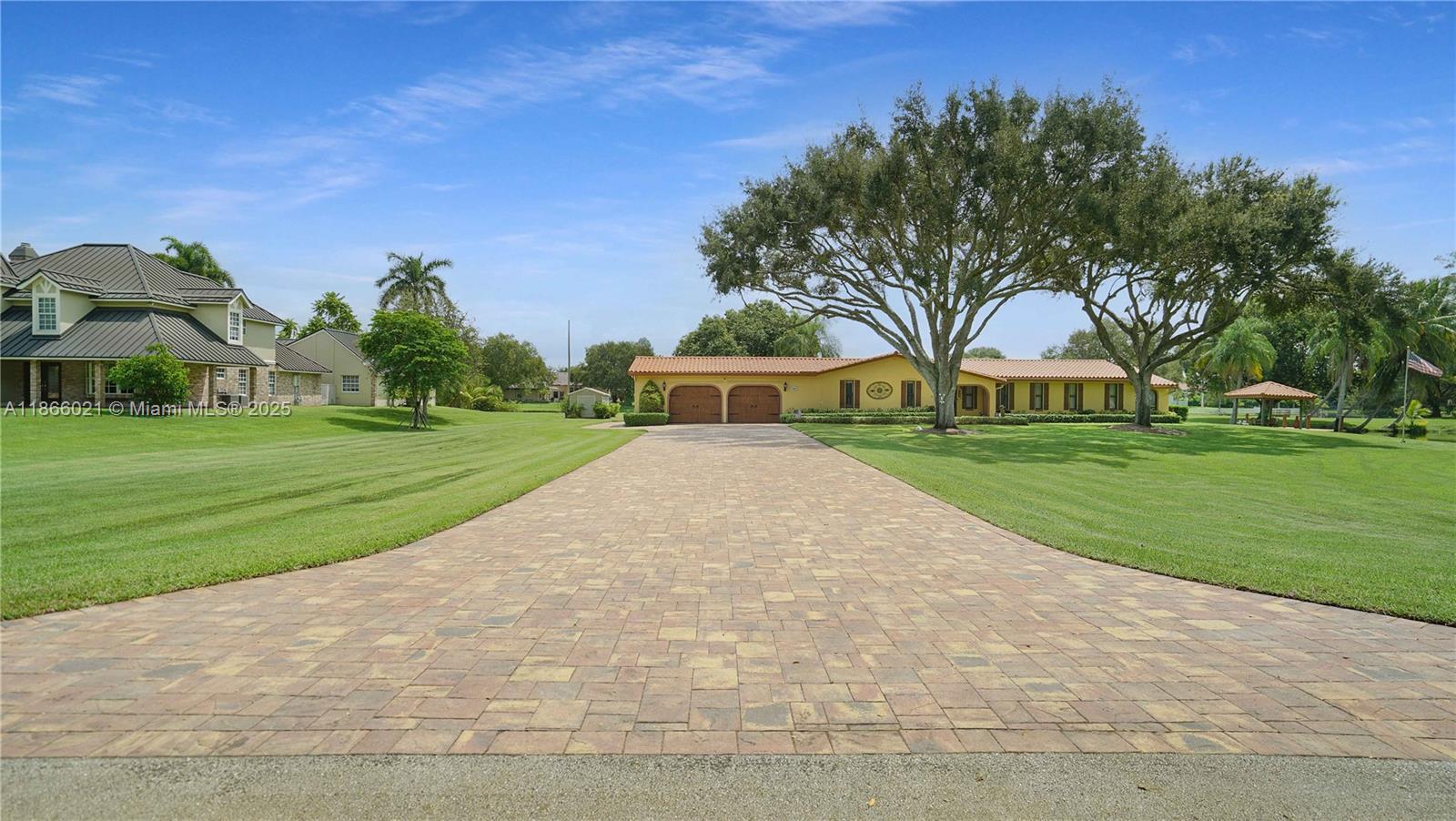 2680 SW 106th Ter