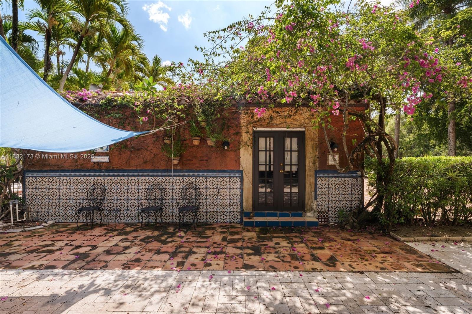 CORAL GABLES SEC C - Residential Lease