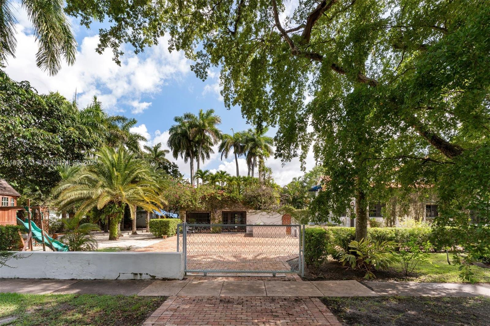 CORAL GABLES SEC C - Residential Lease