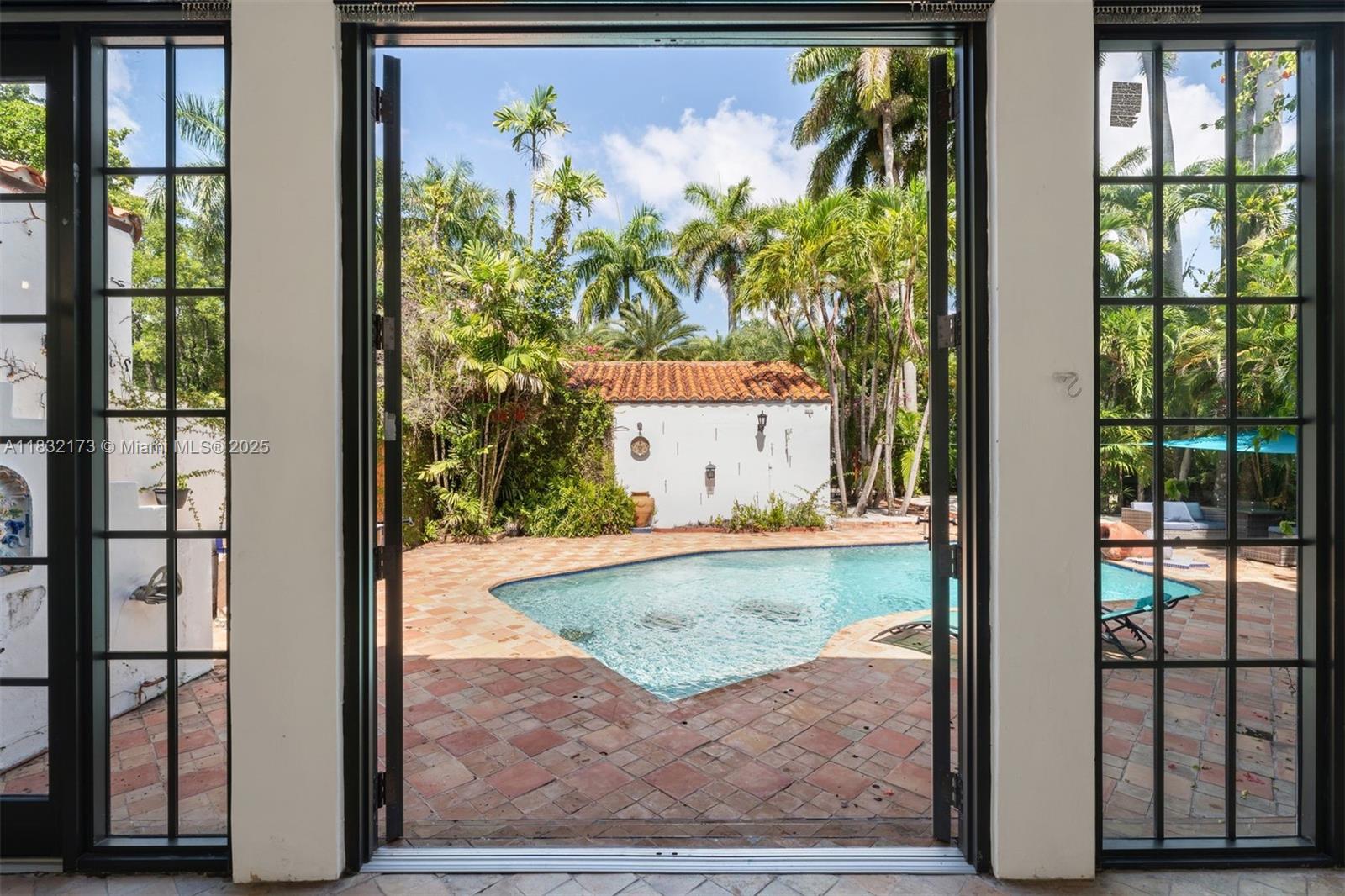 CORAL GABLES SEC C - Residential Lease