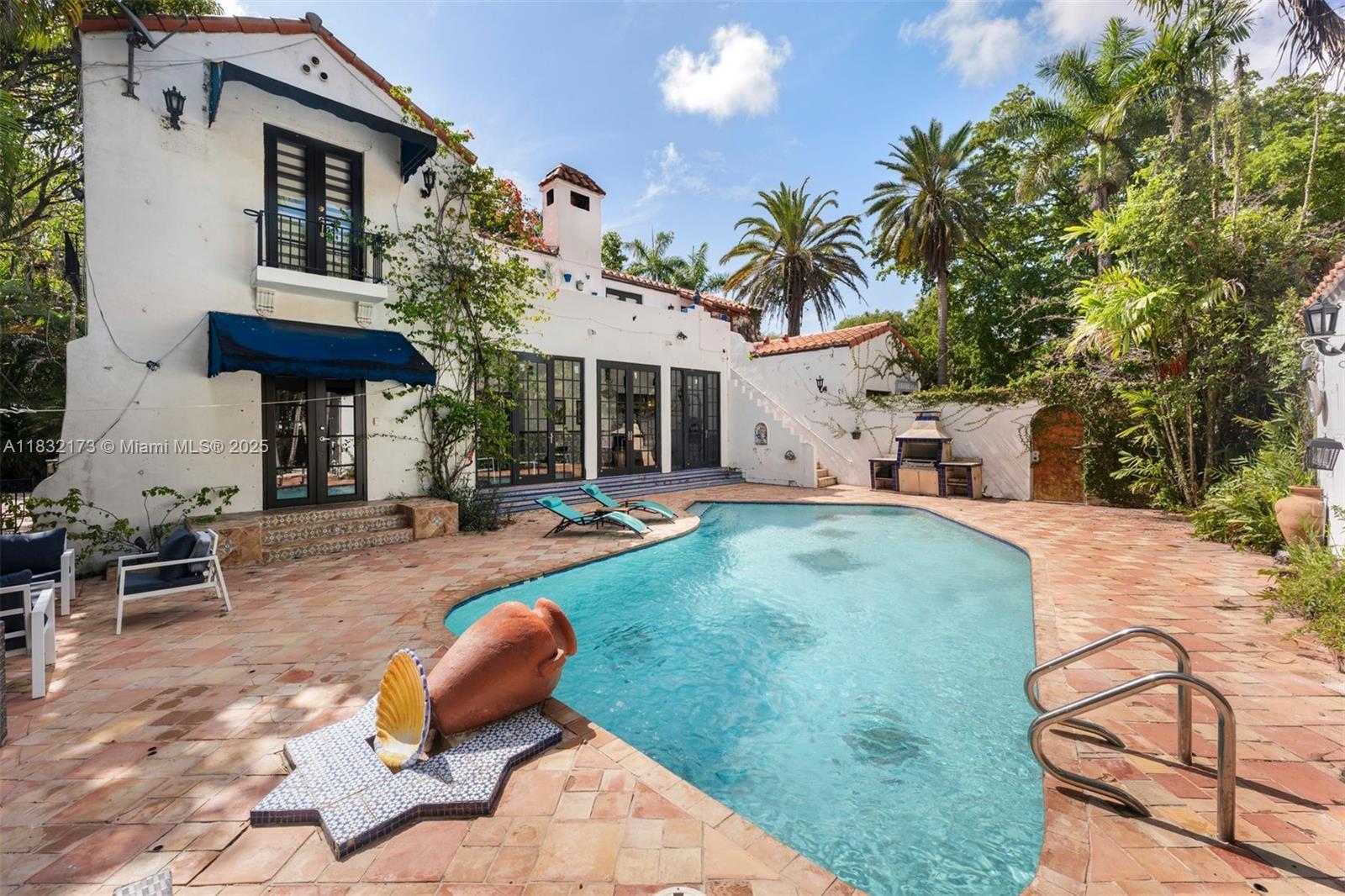 CORAL GABLES SEC C - Residential Lease