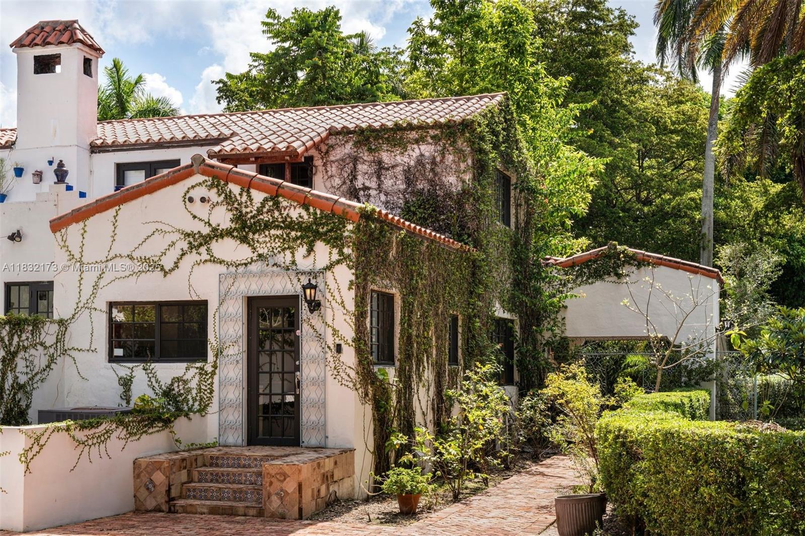 CORAL GABLES SEC C - Residential Lease