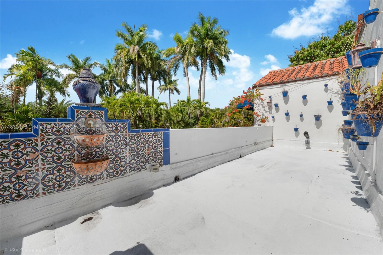 CORAL GABLES SEC C - Residential Lease