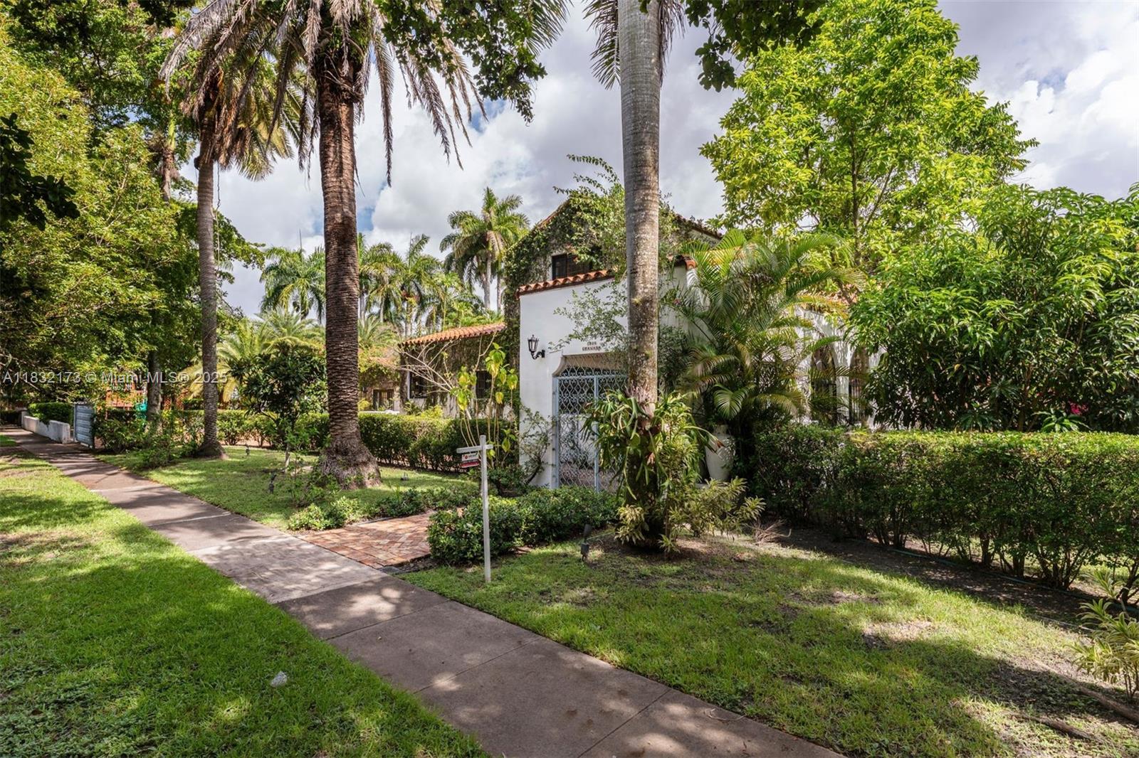 CORAL GABLES SEC C - Residential Lease