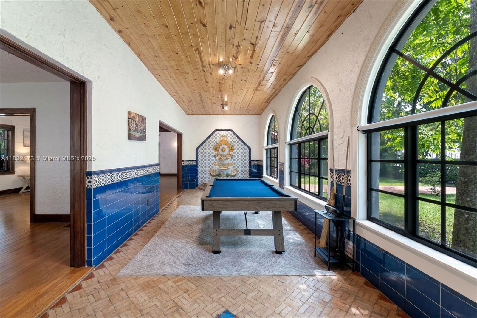 CORAL GABLES SEC C - Residential Lease