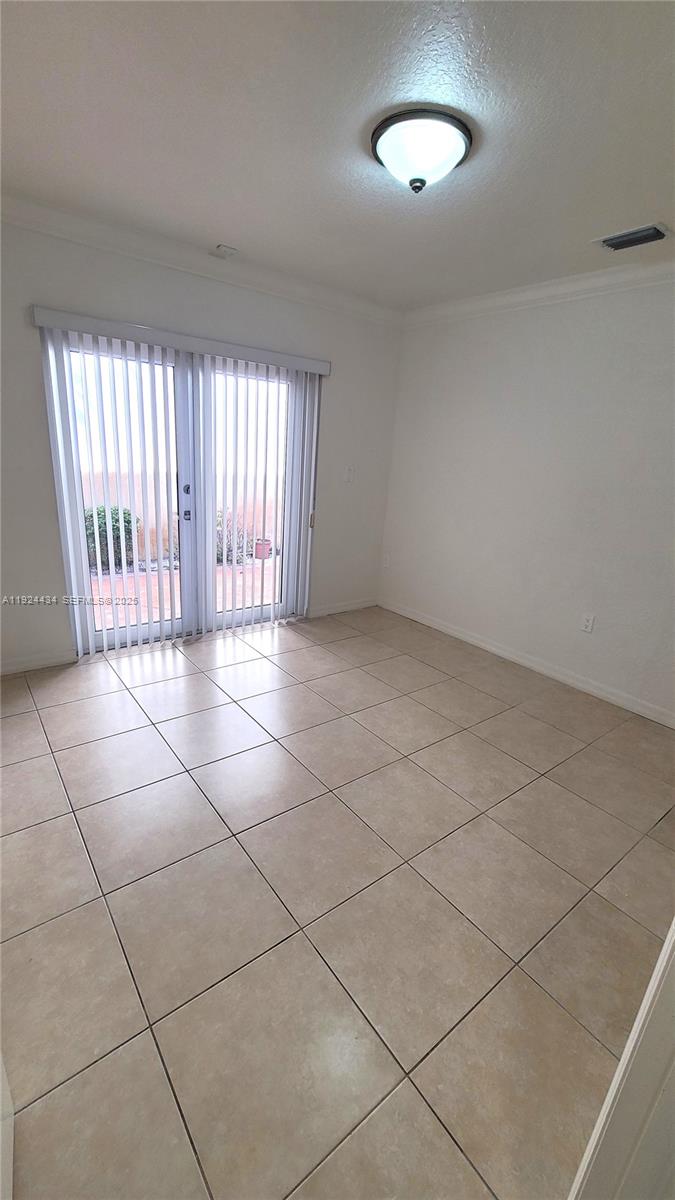 PRECIOUS HOMES AT LAKES B - Residential Lease