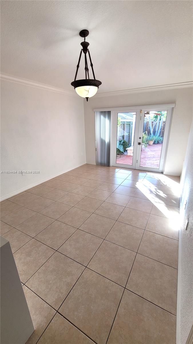 PRECIOUS HOMES AT LAKES B - Residential Lease