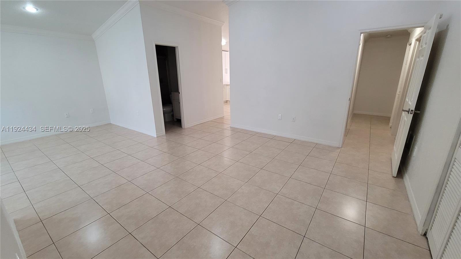 PRECIOUS HOMES AT LAKES B - Residential Lease