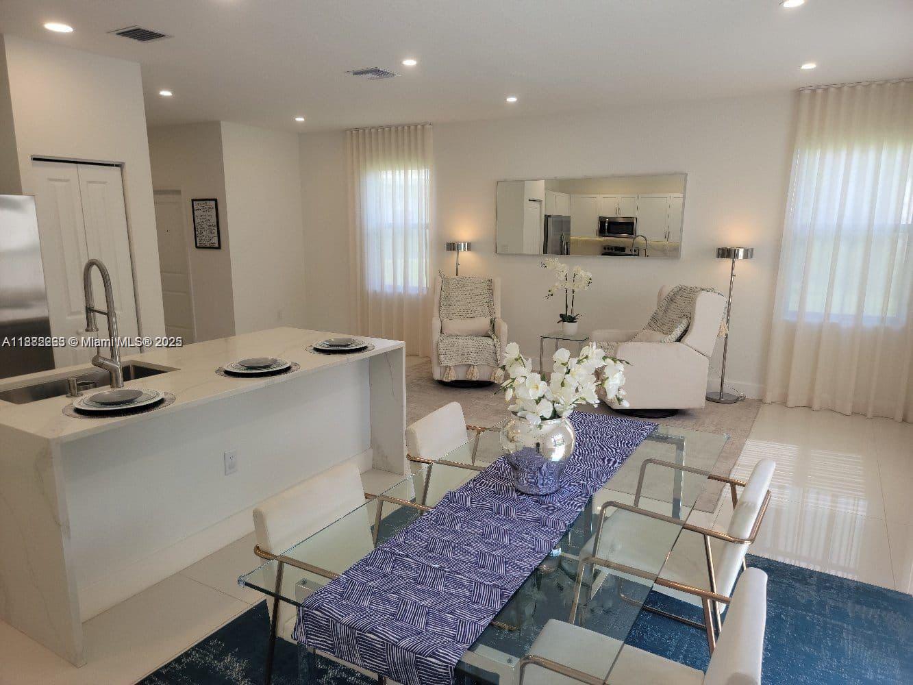 VIA VENTURA NEIGHBORHOOD - Residential Lease