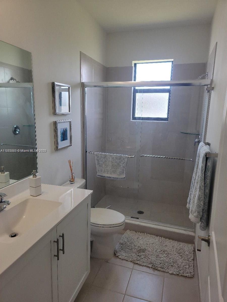 VIA VENTURA NEIGHBORHOOD - Residential Lease
