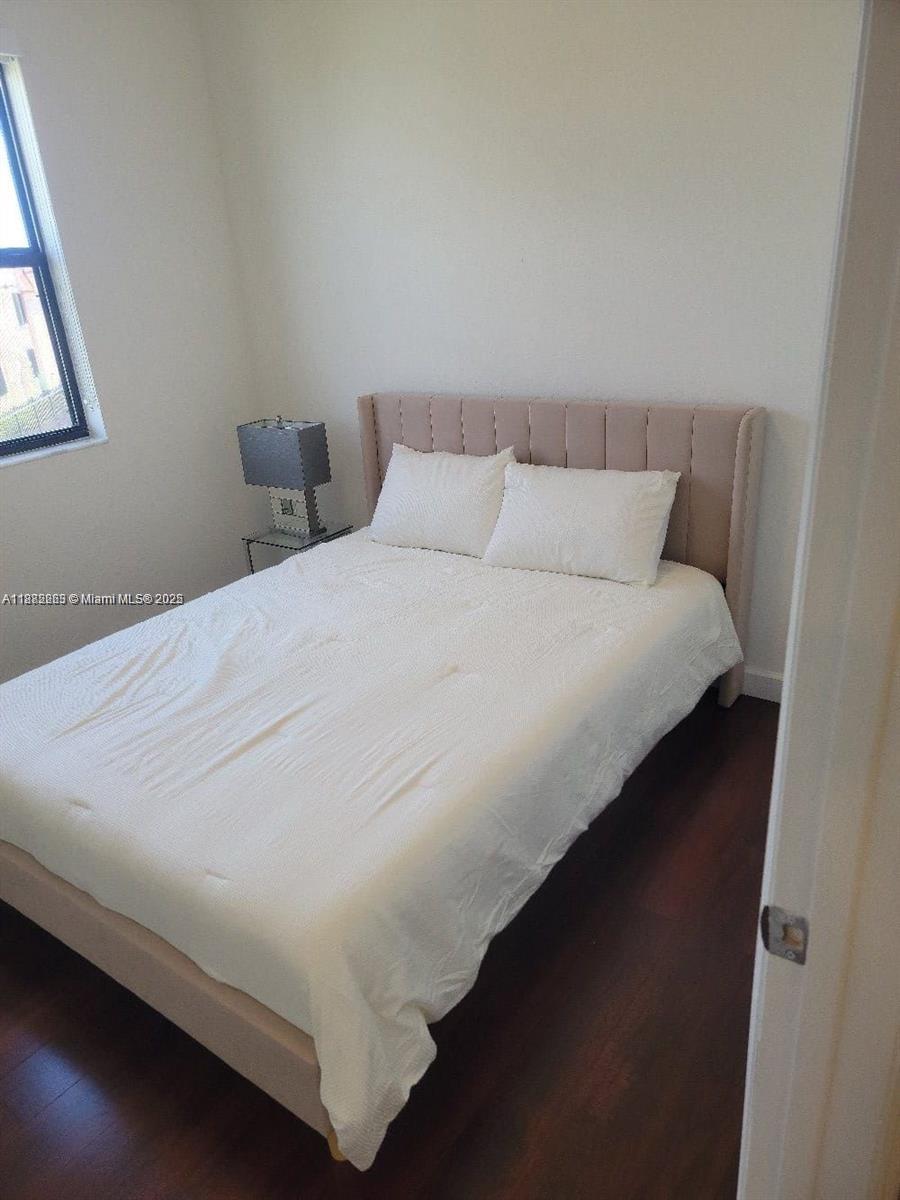 VIA VENTURA NEIGHBORHOOD - Residential Lease
