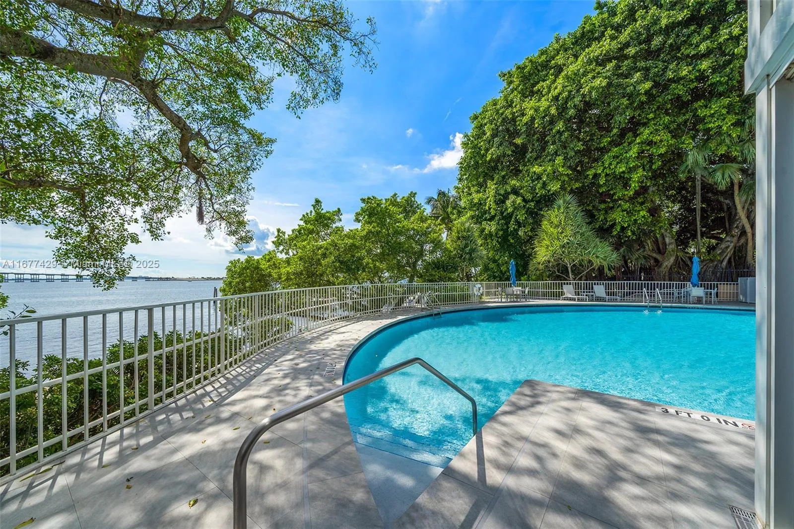 Miami, Florida 33129, United States, 2 Bedrooms Bedrooms, ,3 BathroomsBathrooms,Residential,Active,38039