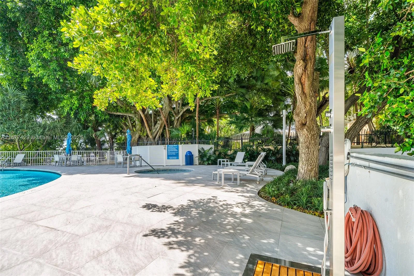 Miami, Florida 33129, United States, 2 Bedrooms Bedrooms, ,3 BathroomsBathrooms,Residential,Active,38039