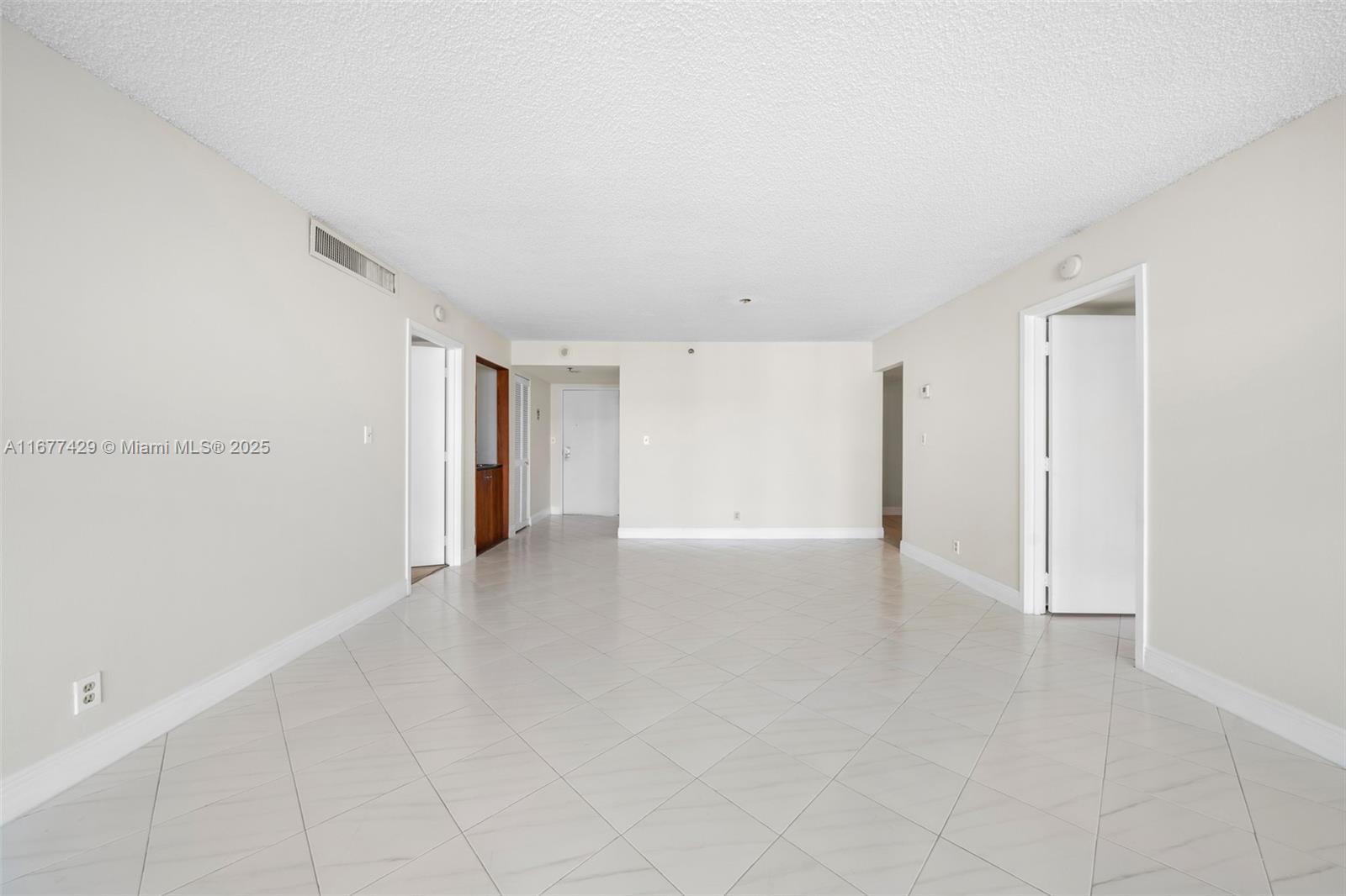 IMPERIAL AT BRICKELL COND - Residential