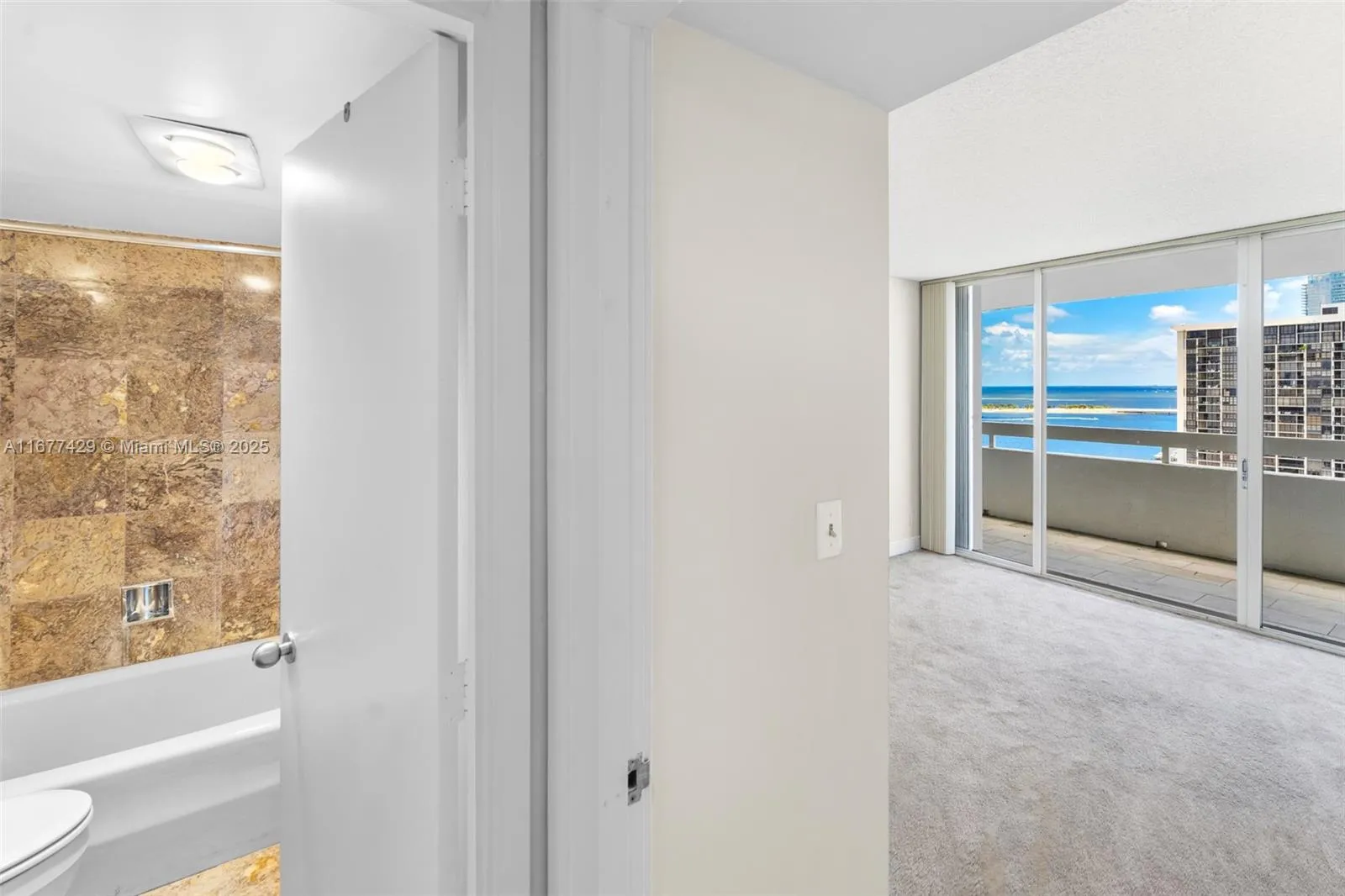 Miami, Florida 33129, United States, 2 Bedrooms Bedrooms, ,3 BathroomsBathrooms,Residential,Active,38039