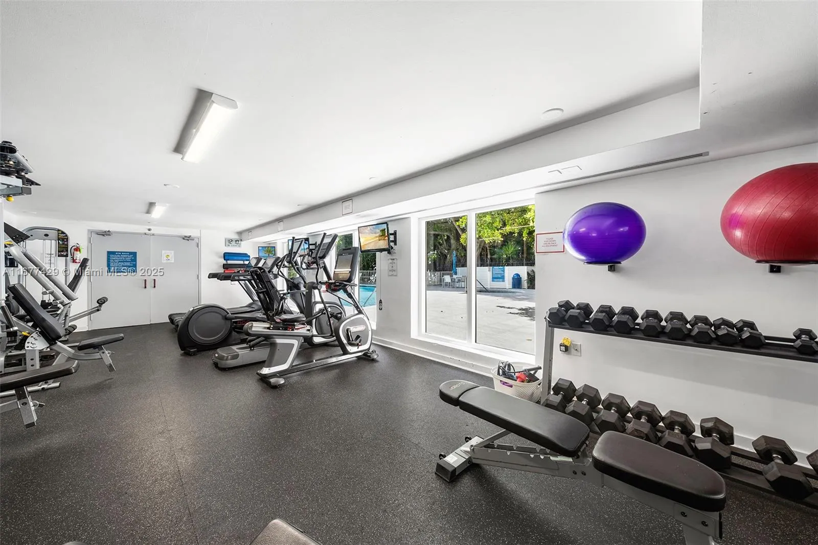 Miami, Florida 33129, United States, 2 Bedrooms Bedrooms, ,3 BathroomsBathrooms,Residential,Active,38039