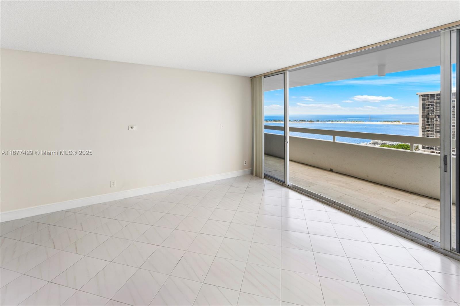 IMPERIAL AT BRICKELL COND - Residential