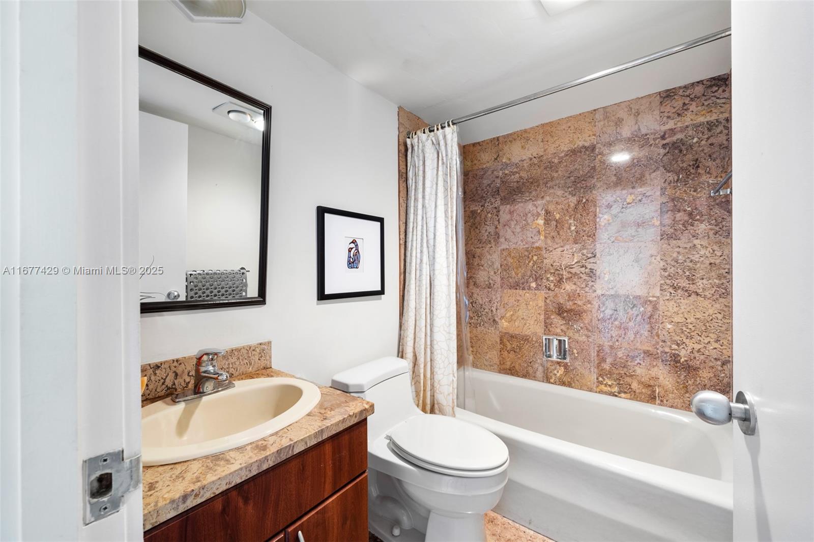 IMPERIAL AT BRICKELL COND - Residential