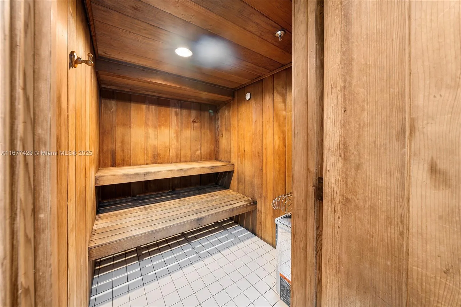 Miami, Florida 33129, United States, 2 Bedrooms Bedrooms, ,3 BathroomsBathrooms,Residential,Active,38039