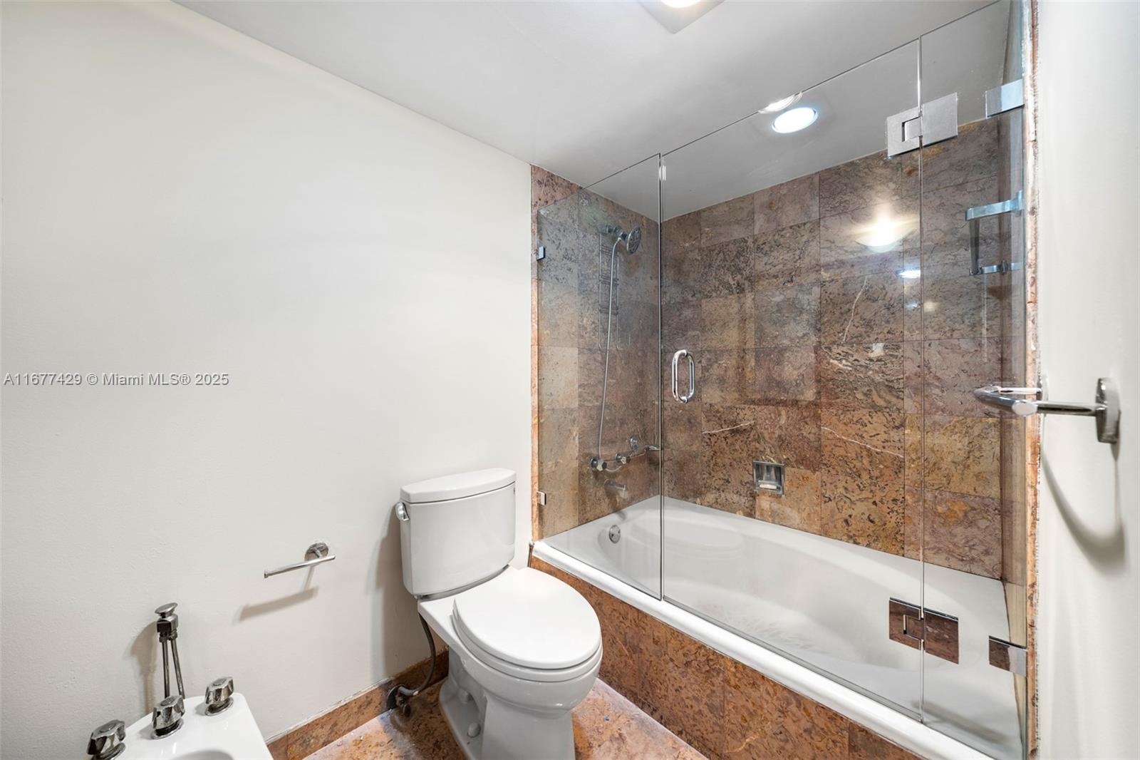 IMPERIAL AT BRICKELL COND - Residential